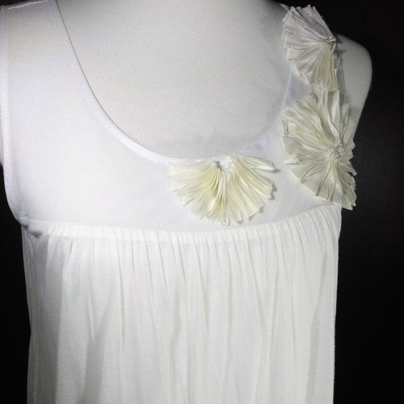 Beautiful Vintage cabi Spring 2011 Floral Bubble T - Picture 3 of 8